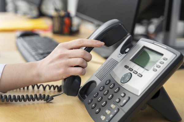 Acoso telefónico por agencias de recobro en España: ¿qué hacer si le llaman sin parar?